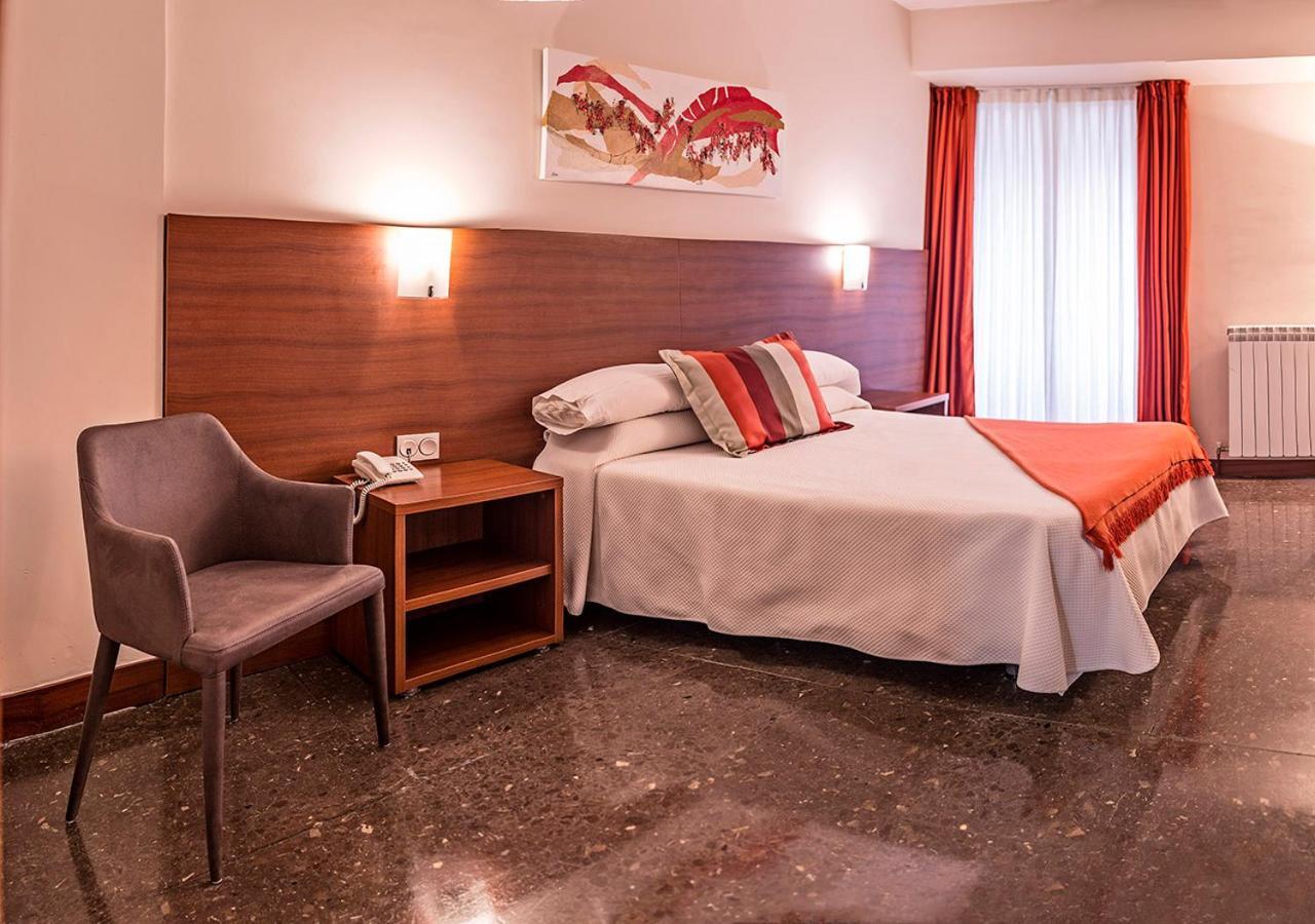 Hotel Txartel Lasarte Oria Εξωτερικό φωτογραφία