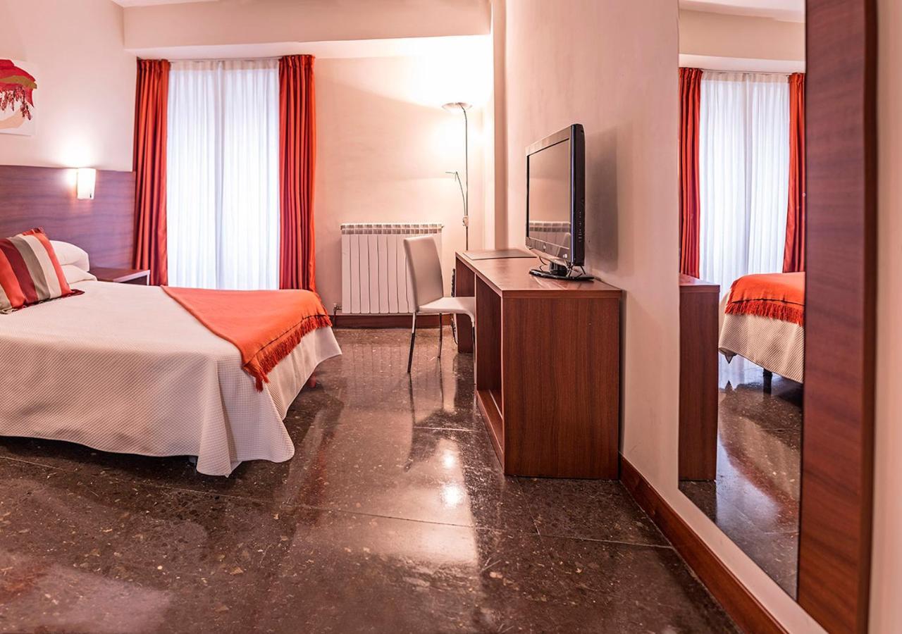 Hotel Txartel Lasarte Oria Εξωτερικό φωτογραφία