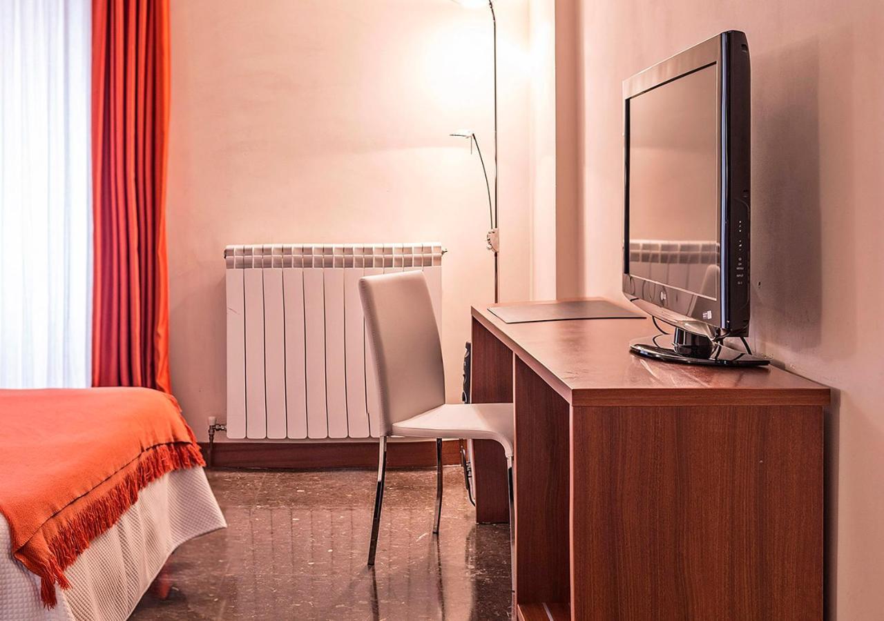 Hotel Txartel Lasarte Oria Εξωτερικό φωτογραφία